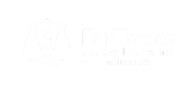 Logo of a balance scale with the text "air traces" and "established 1992" underneath it.